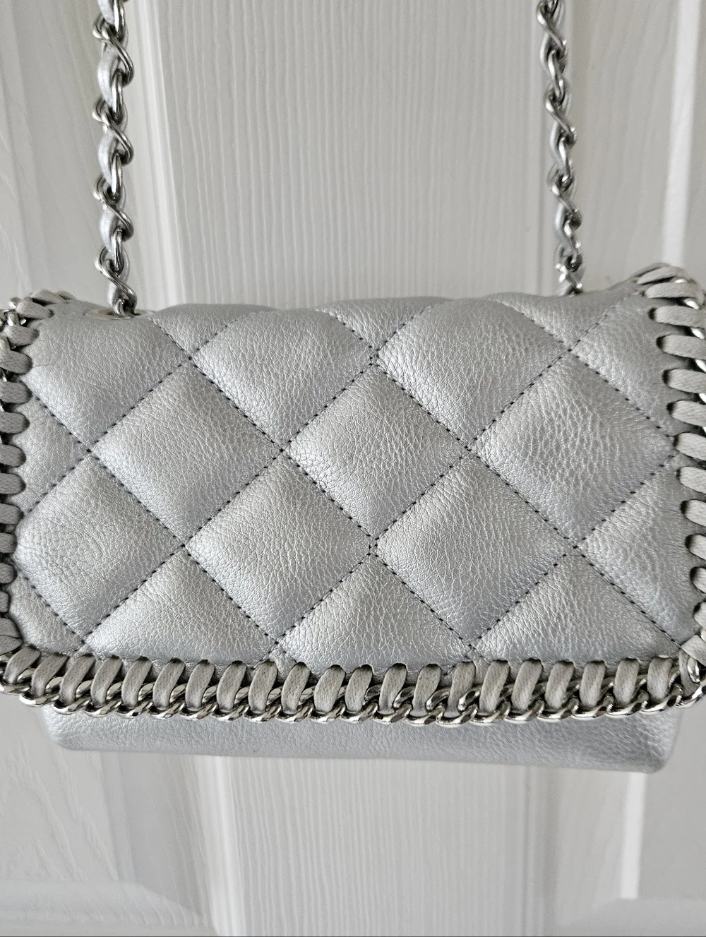 Steve Madden Quilted Metallic Silver Chain Shoulder Bag - Picture 11 of 16